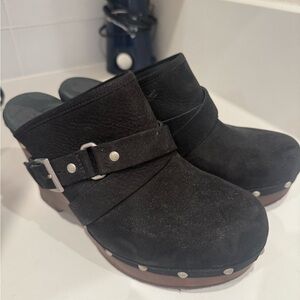 Ugg Black Suede Clog Size 8